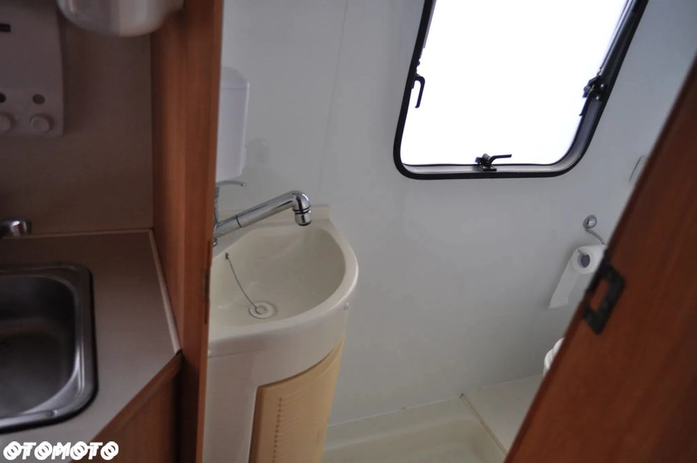 Ford Transit Autocaravan Rimor APF77S3, 2012, 6 os - 22
