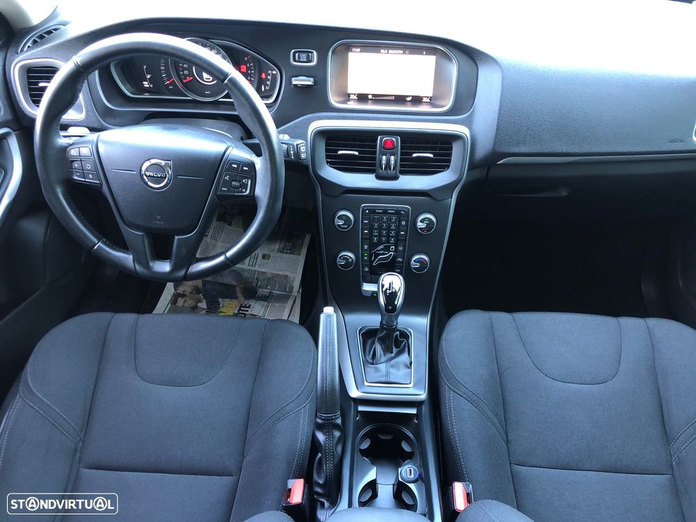Volvo V40 1.5 T3 Sport Edition Geartronic - 26