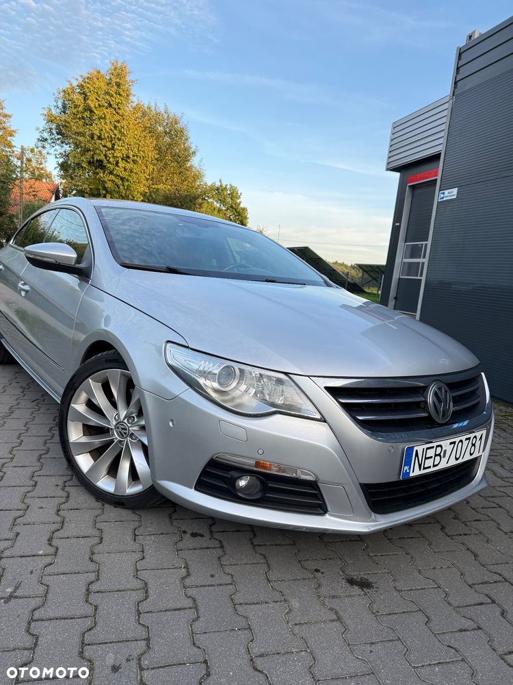 Volkswagen Passat CC 2.0 TDI DSG Exclusive - 2