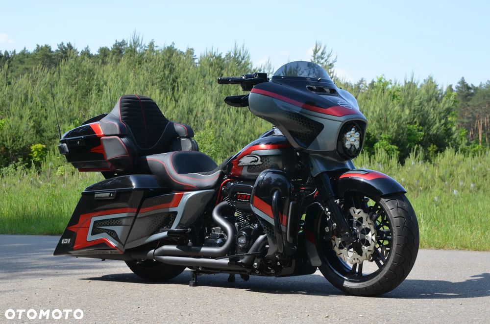 Harley-Davidson Touring Street Glide - 29