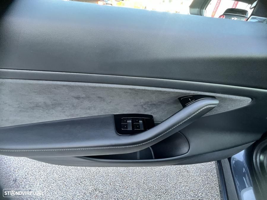 Tesla Model 3 AWD Dual Motor Performance - 14