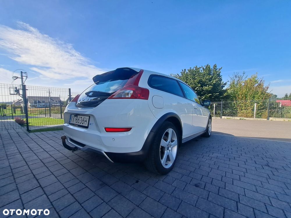 Volvo C30 D2 R-Design - 5