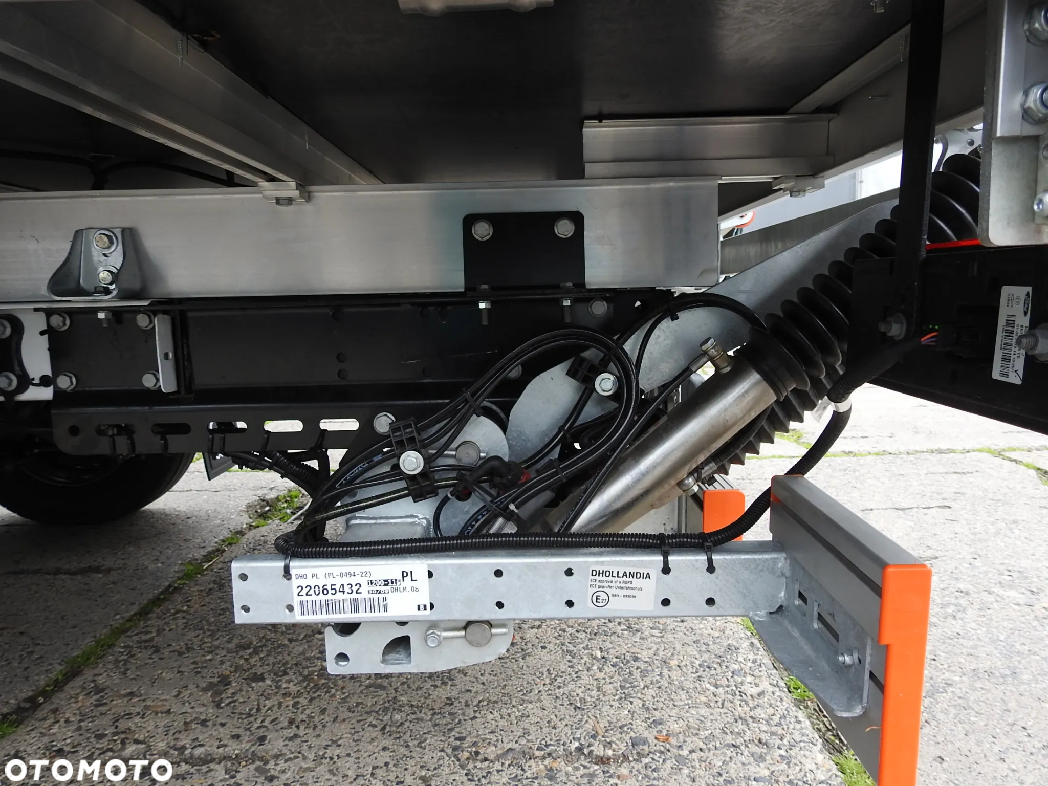 Ford TRANSIT NOWY PLANDEKA WINDA 8 PALET TEMPOMAT KLIMATYZACJA ASO 130KM [ B43455 ] - 23