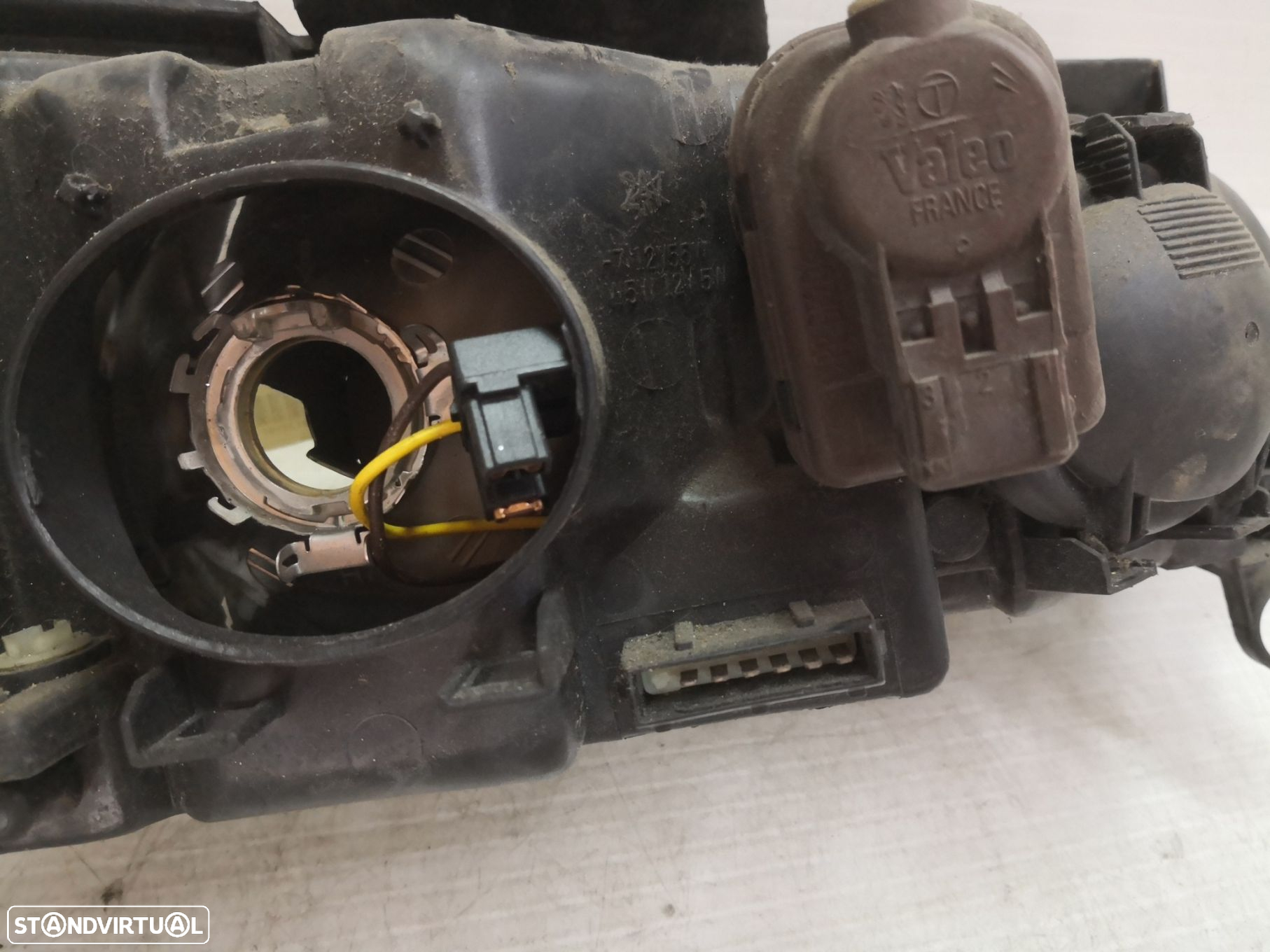Ótica Esq Peugeot 406 (8B) - 4