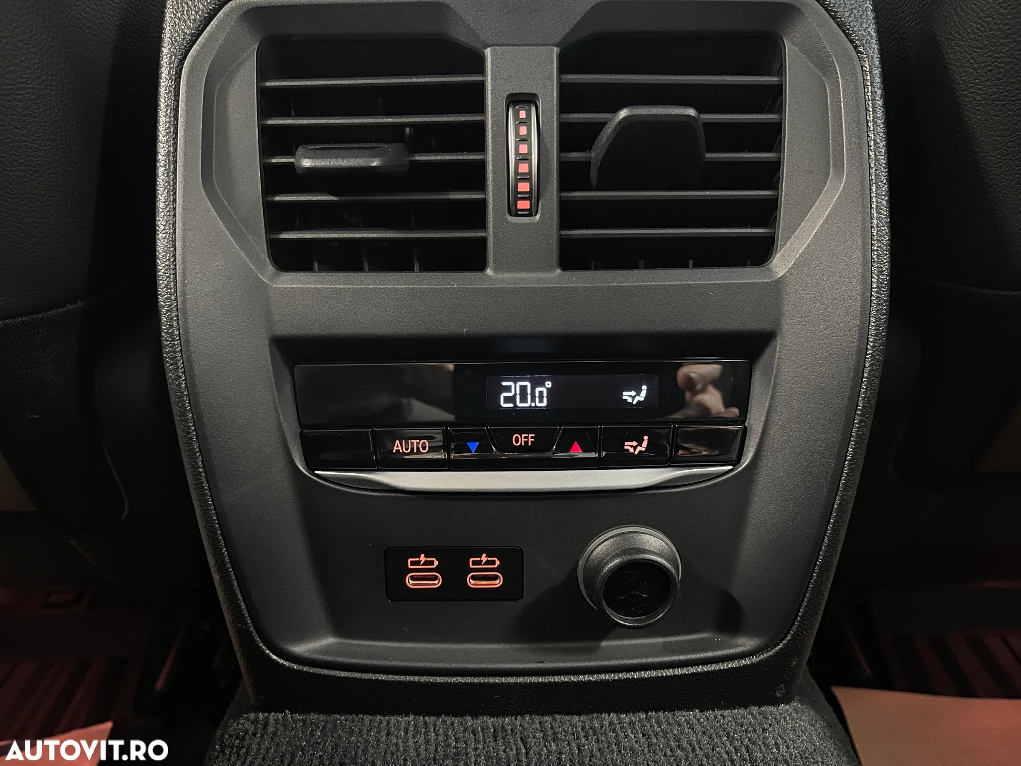 BMW Seria 3 318d MHEV - 17