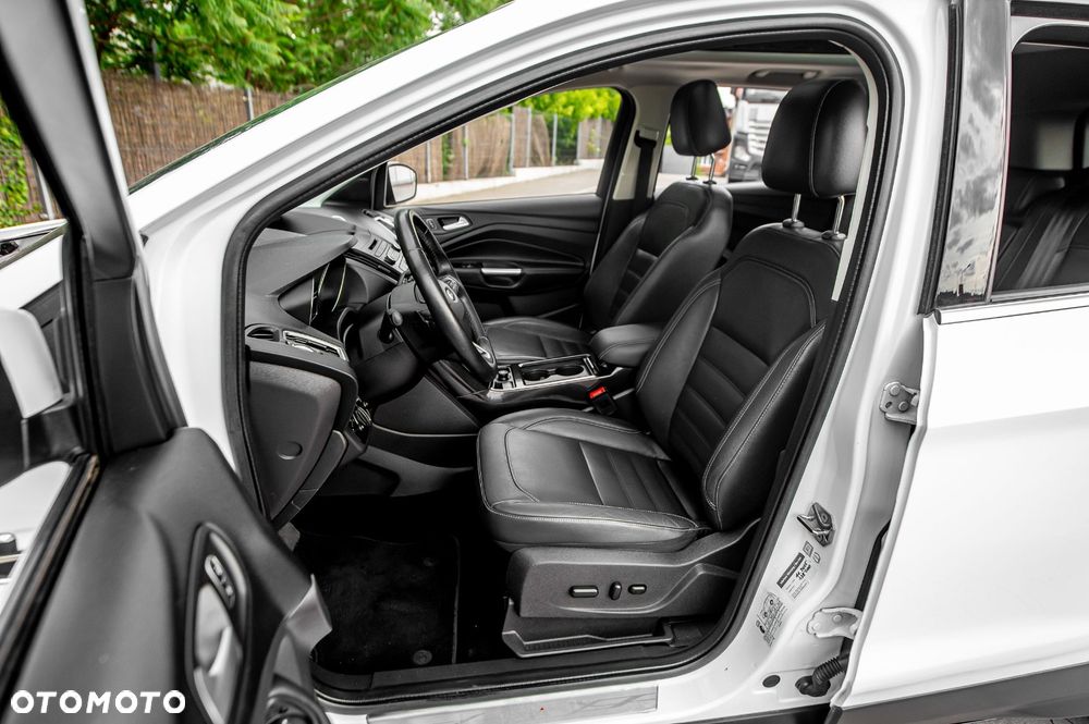 Ford Kuga 1.5 EcoBoost 4x4 Titanium - 22
