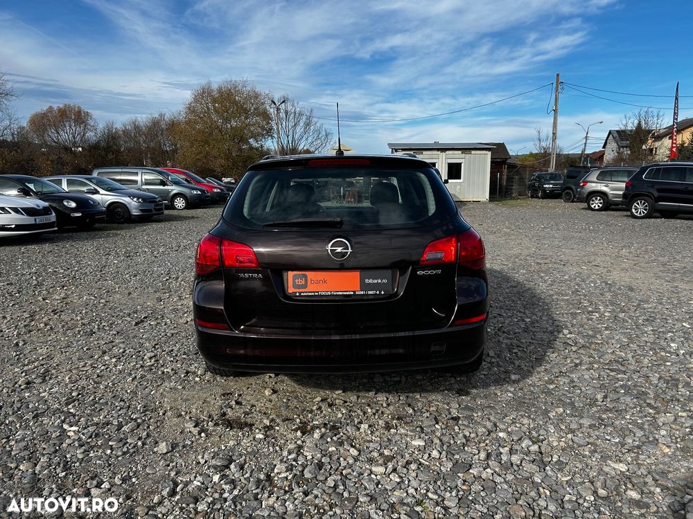 Opel Astra 1.4 EcoFLEX Cosmo - 6