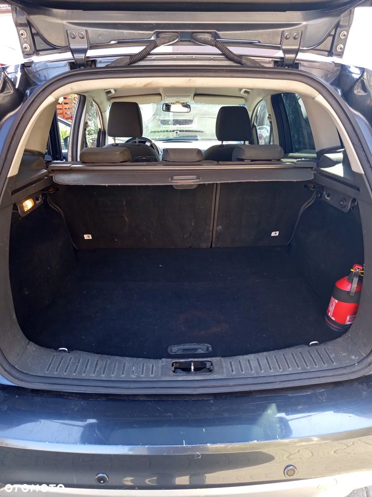 Ford Kuga - 9