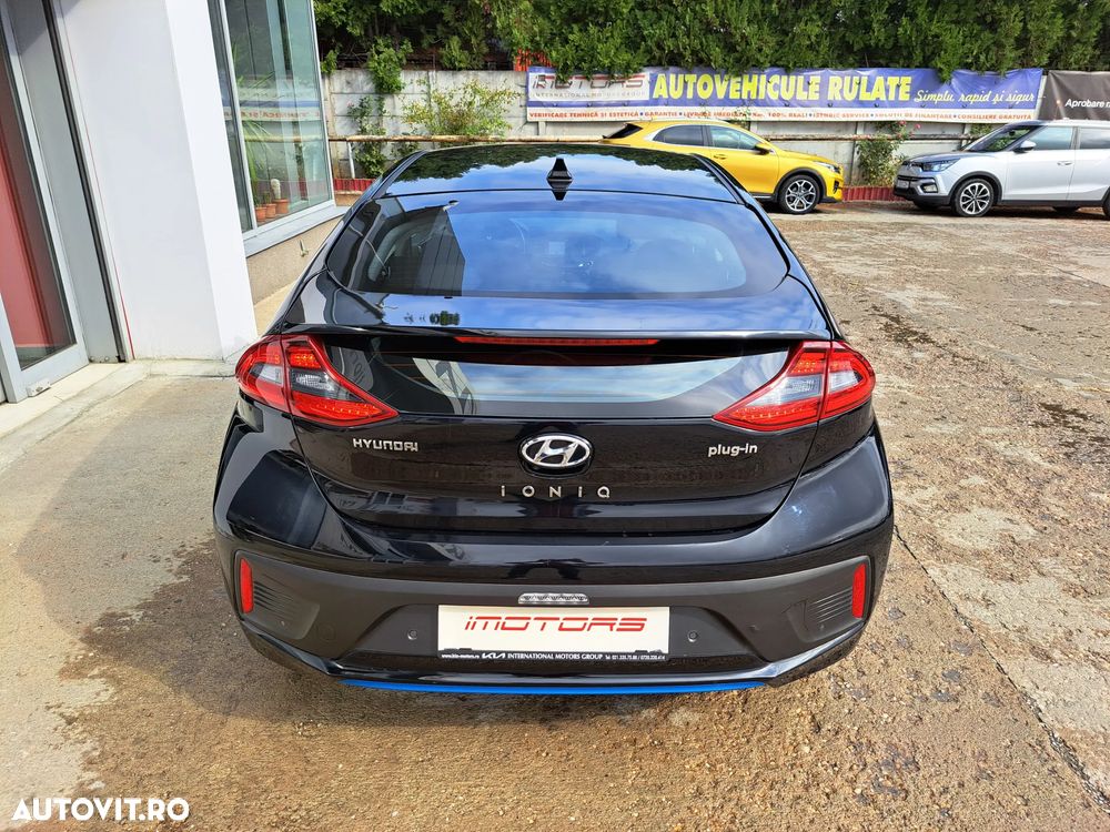 Hyundai IONIQ - 4