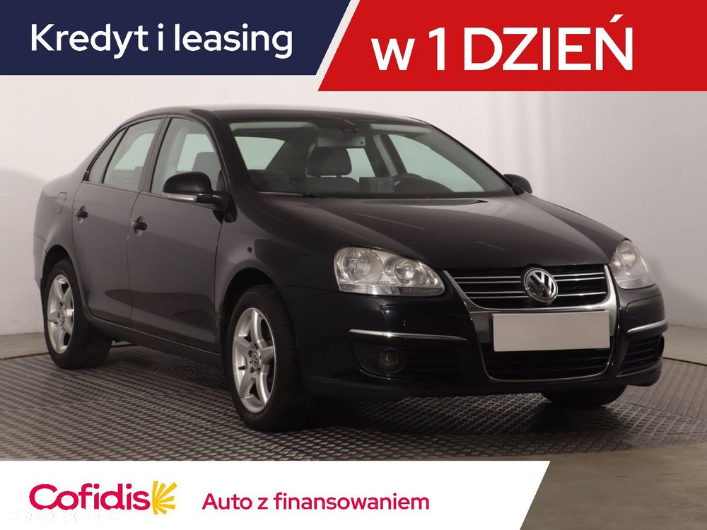 Volkswagen Jetta - 2