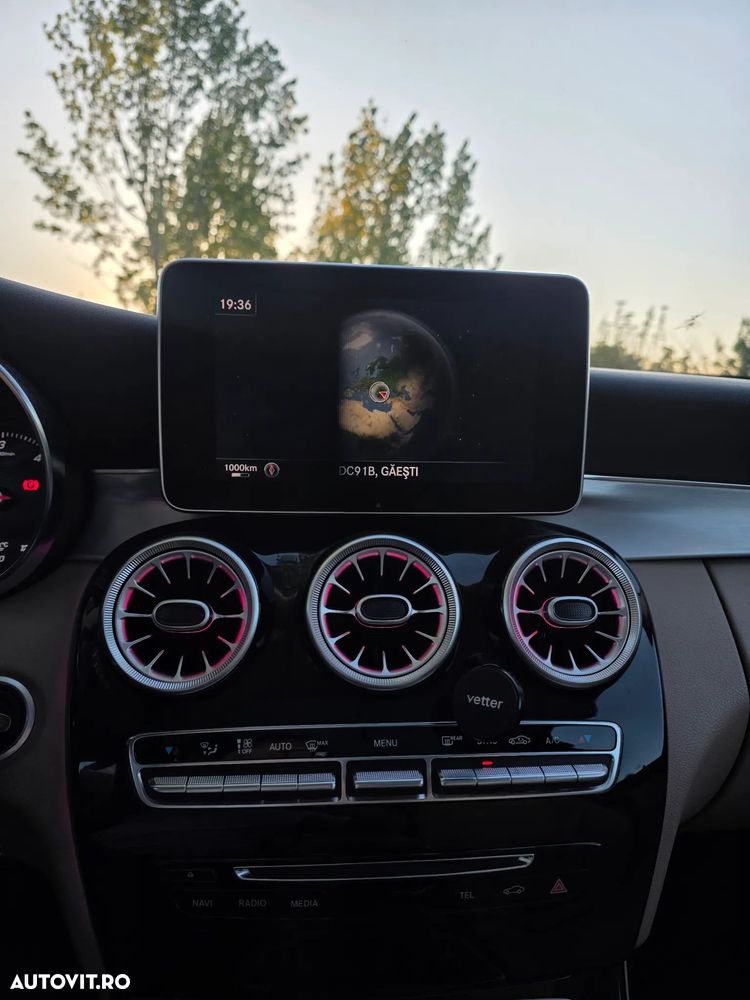 Mercedes-Benz C - 19
