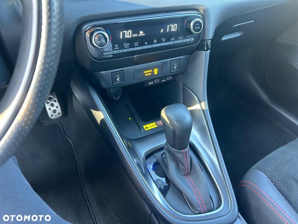 Toyota Yaris 130 1.5 VVT-i GR SPORT - 19