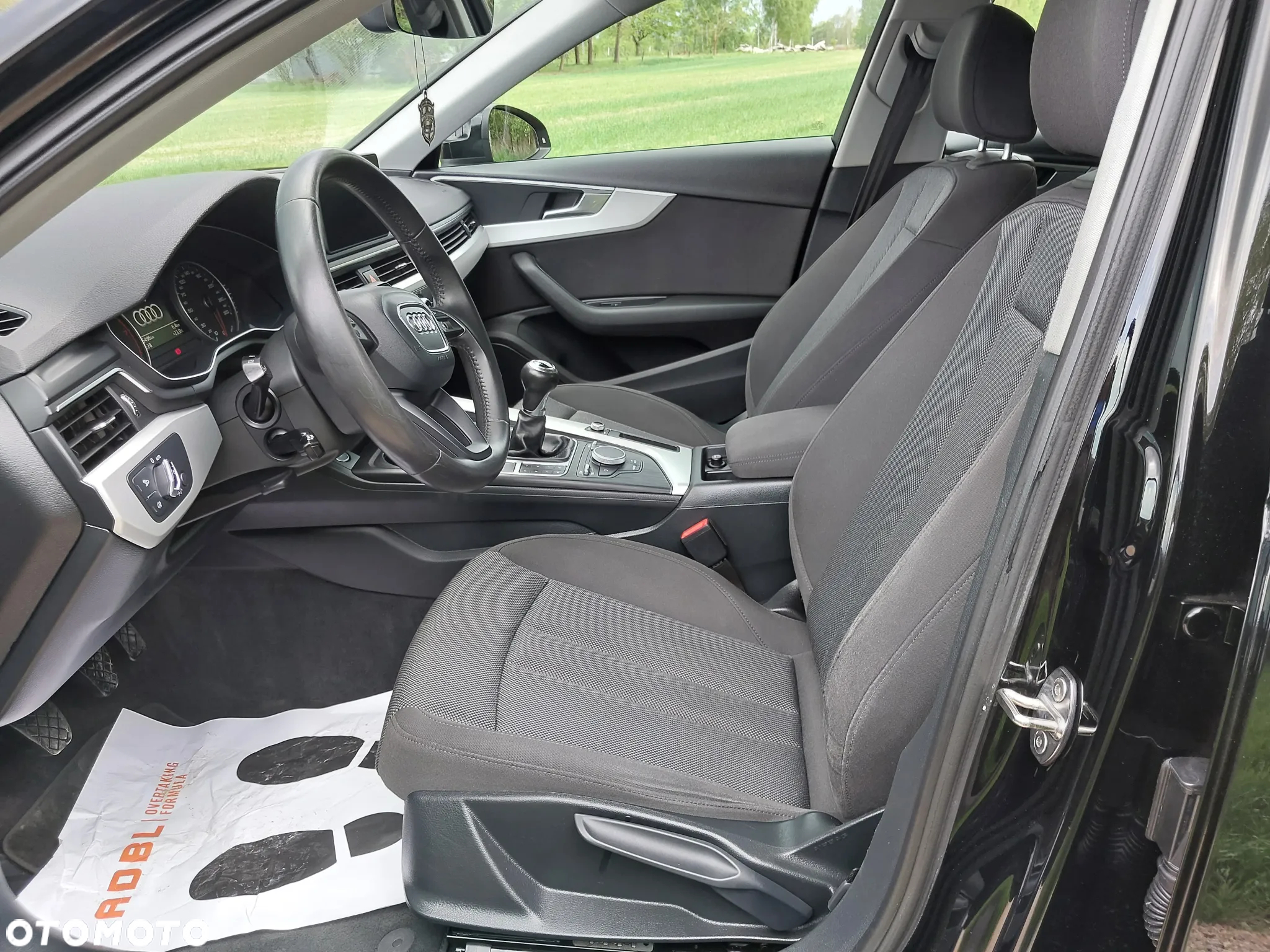 Audi A4 - 12