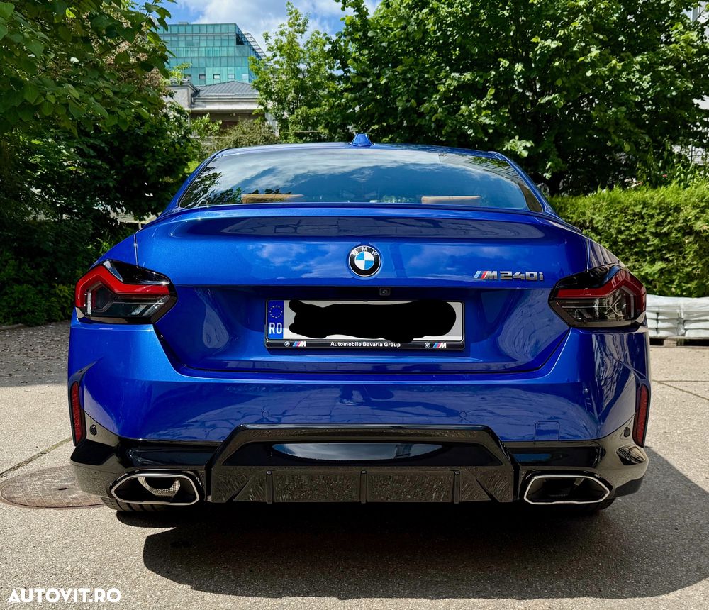 BMW M2 M240i xDrive AT - 9