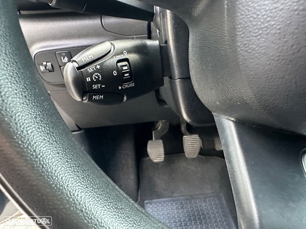 Citroën C3 1.2 PureTech Shine - 19