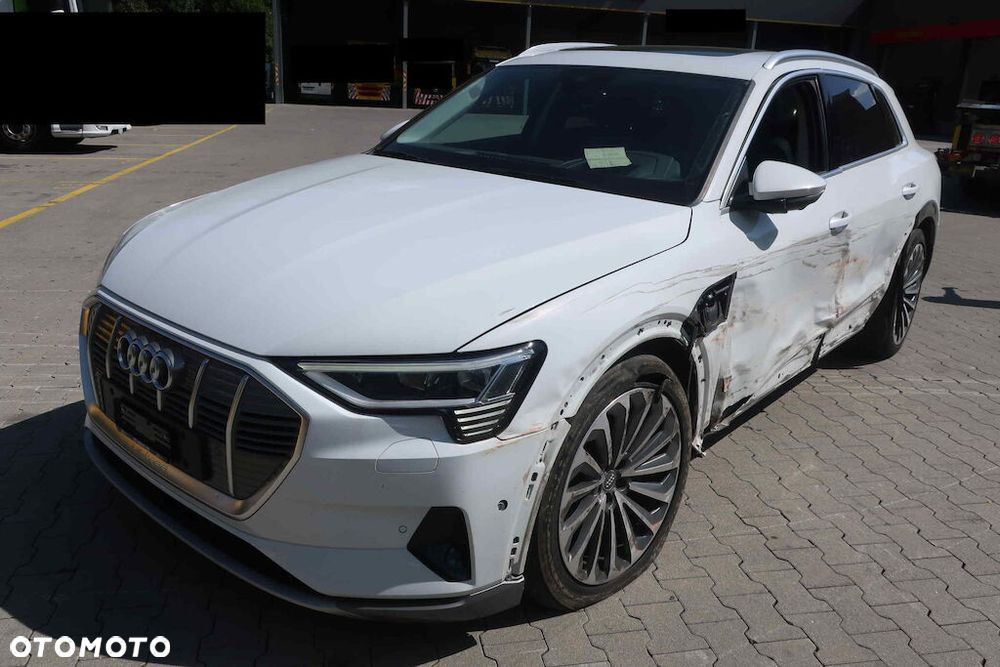 Audi e-tron 55 Quattro Advanced - 6