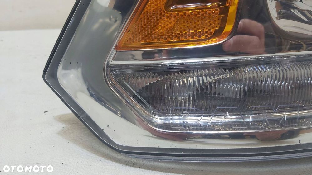 lampa przód przednia prawa dodge ram 1500 lift - 4