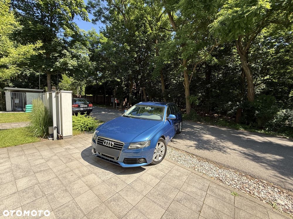 Audi A4 Avant 2.0 TDI - 16
