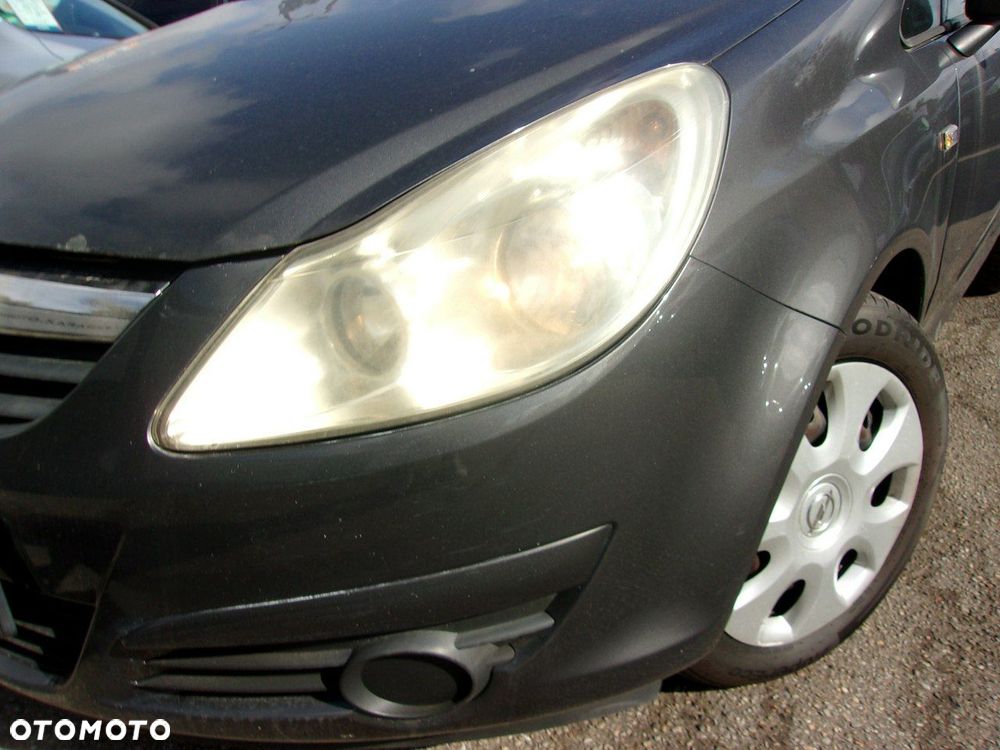 Opel Corsa - 2