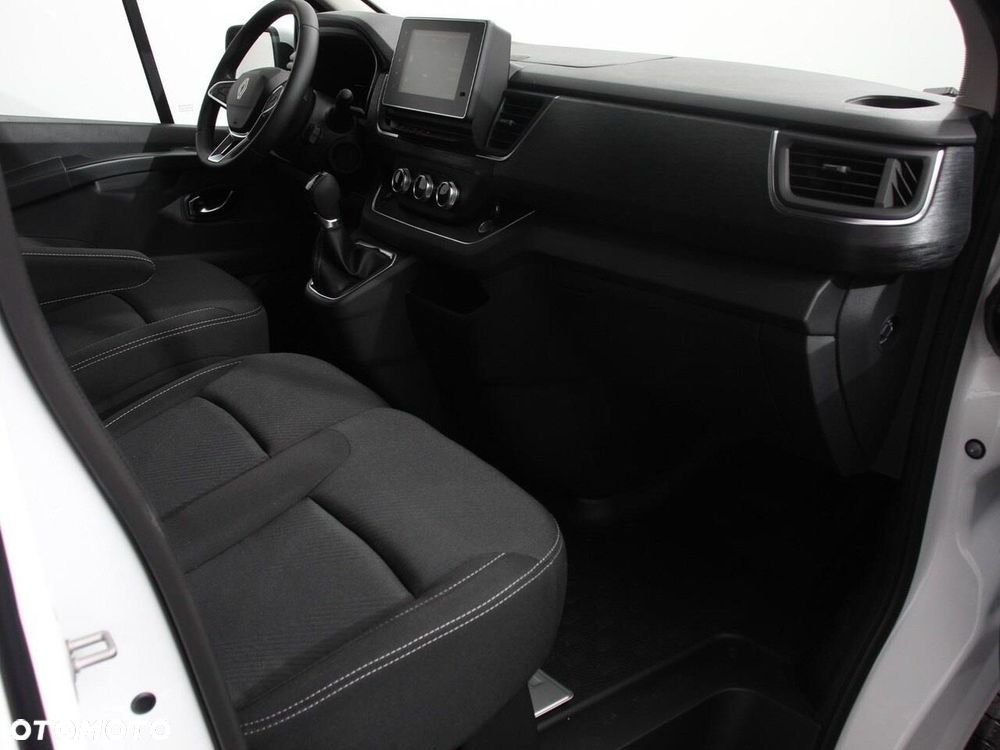 Renault Trafic Furgon L2H1 130KM - 22