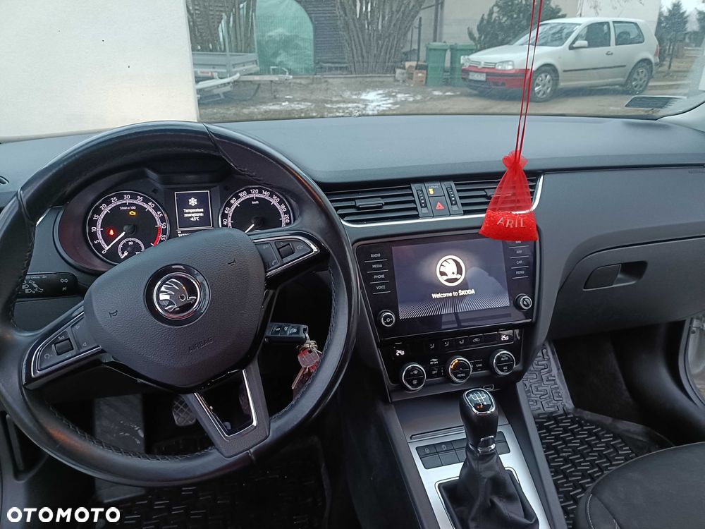 Skoda Octavia - 8