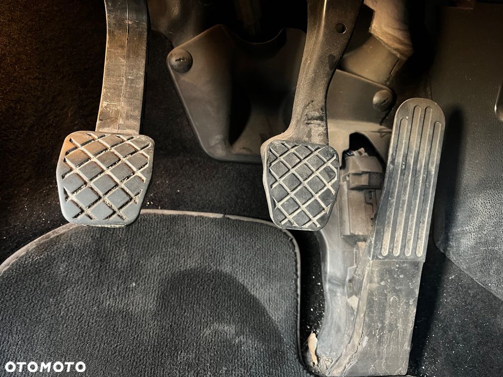 Volkswagen Golf 1.6 TDI BlueMot Trendline - 32