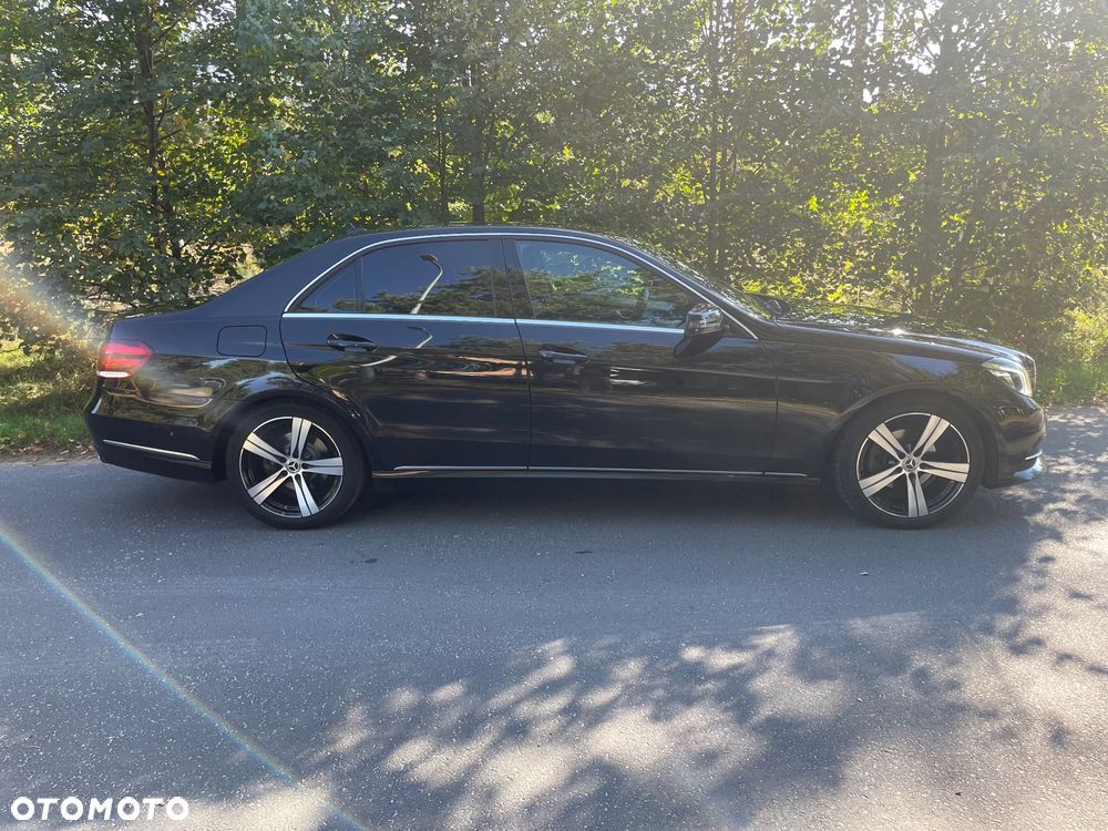 Mercedes-Benz Klasa E 220 CDI BlueEff - 35