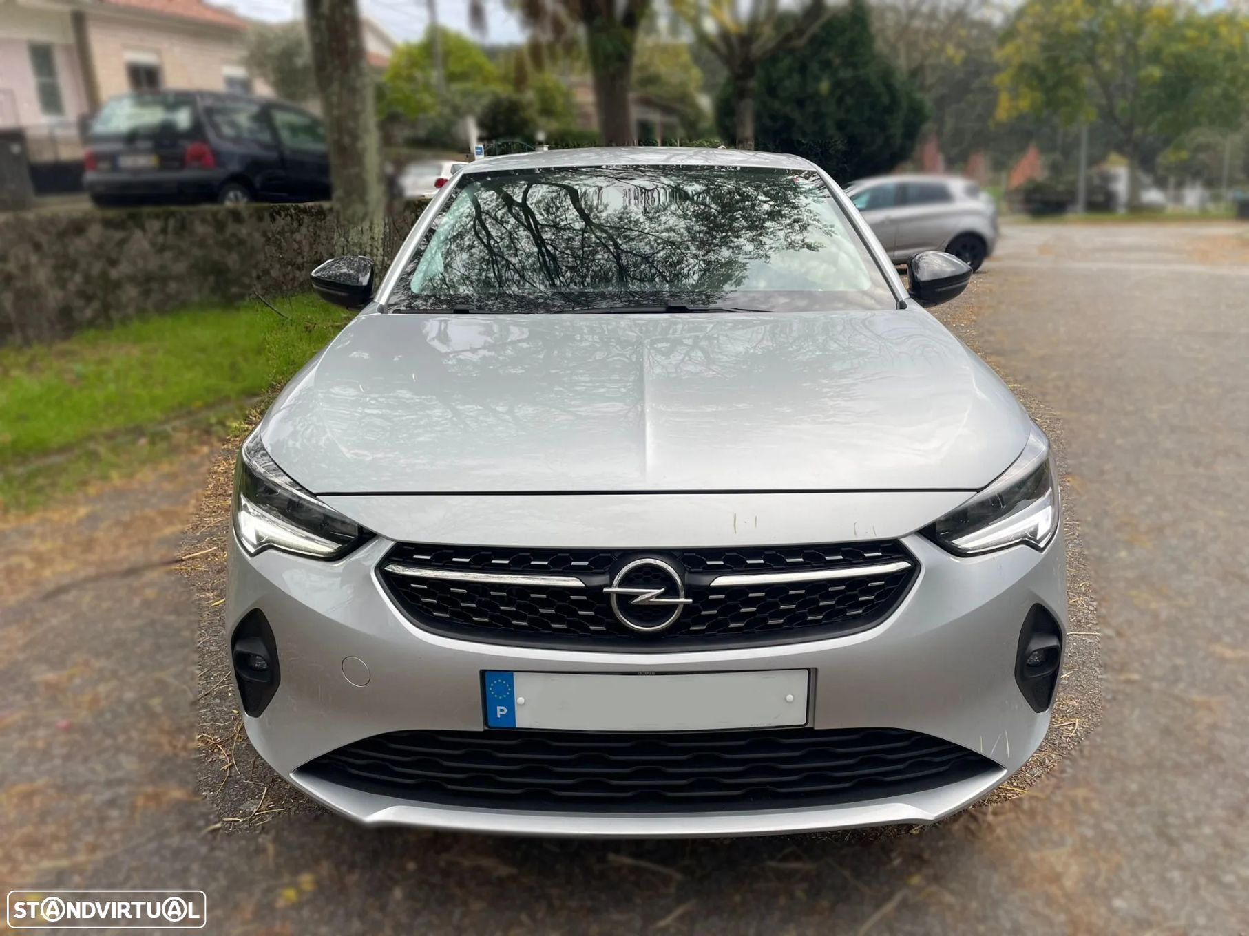 Opel Corsa 1.2 T GS - 2