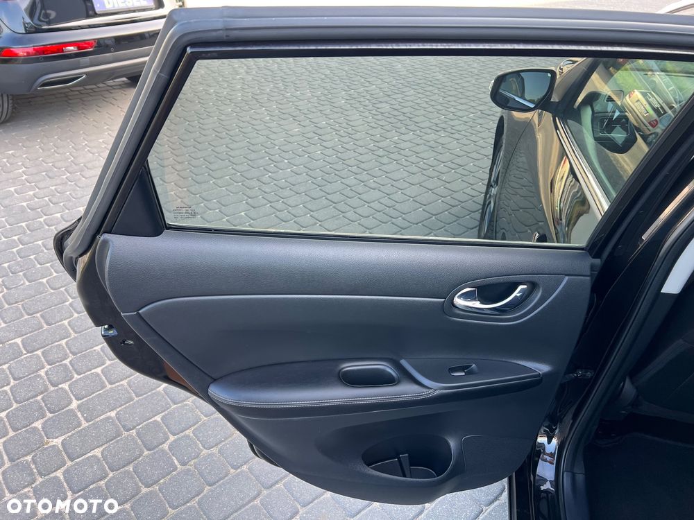 Nissan Pulsar 1.5 dCi N-Connecta EU6 - 16