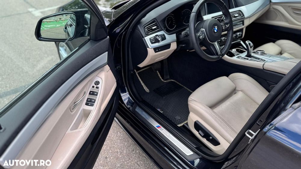 BMW Seria 5 525d xDrive - 11
