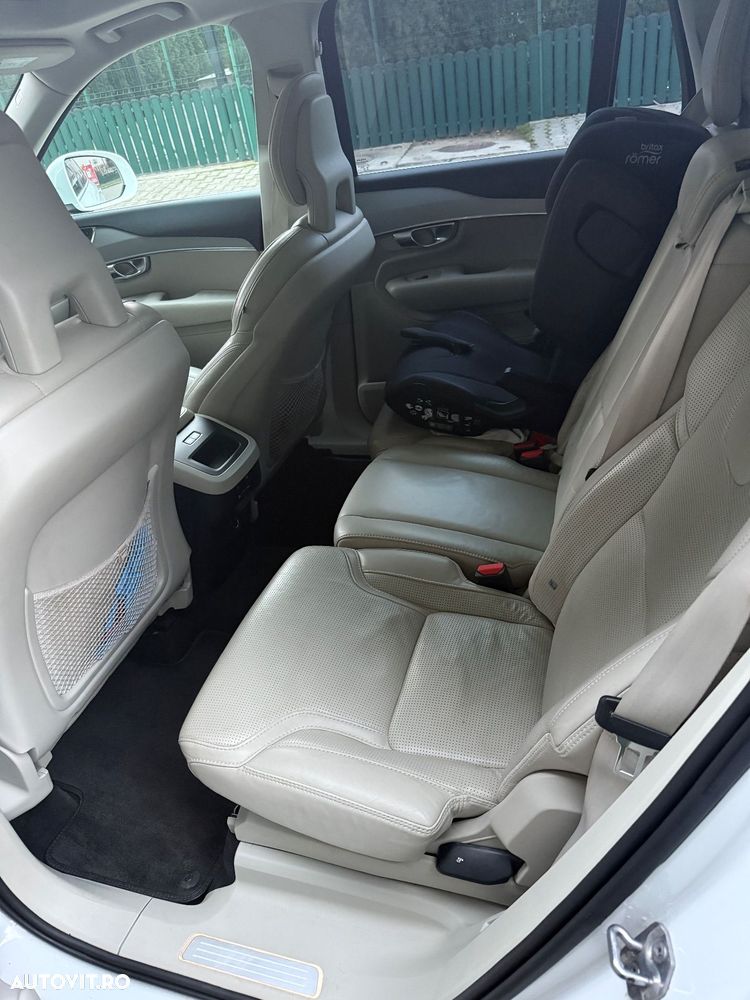 Volvo XC 90 D5 AWD Geartronic Inscription - 7