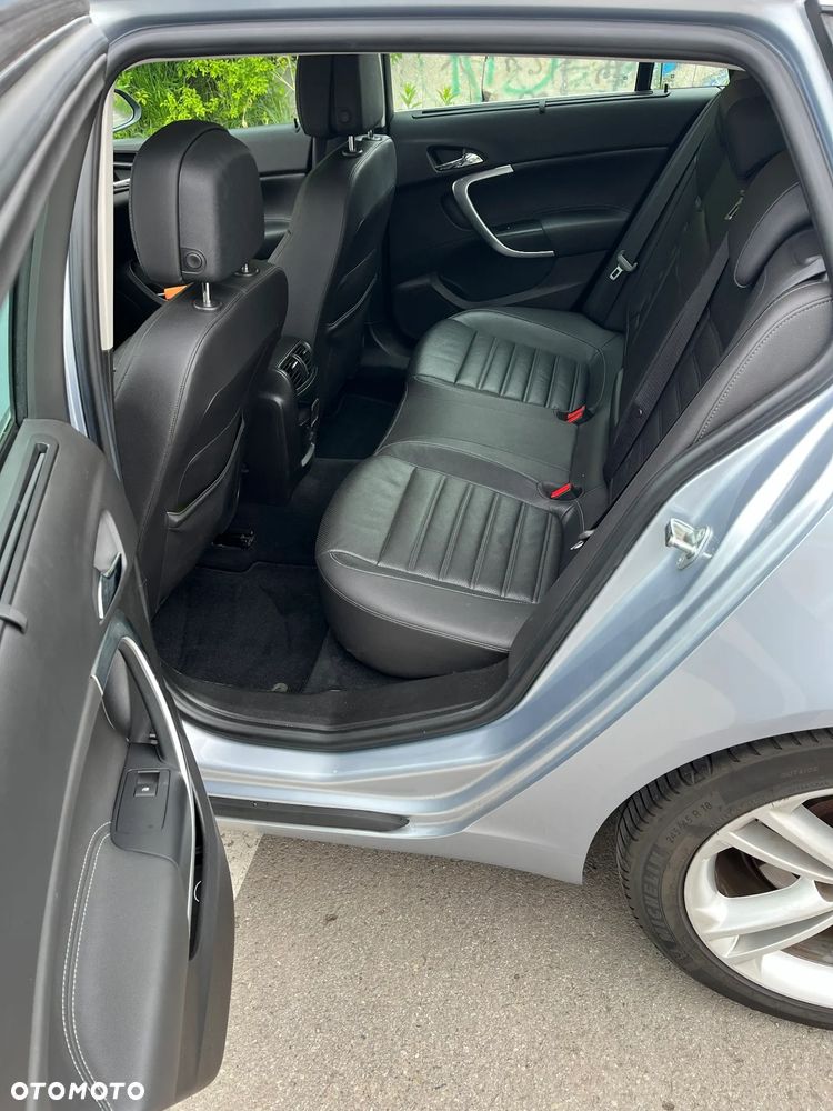 Opel Insignia 2.0 CDTI Cosmo S&S - 10