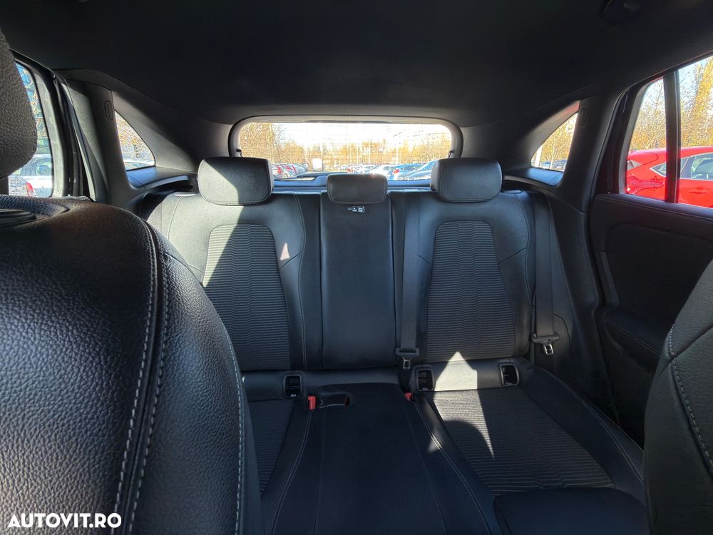 Mercedes-Benz GLA 200 7G-DCT Progressive - 9