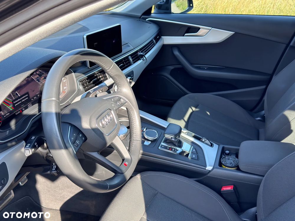Audi A4 - 25