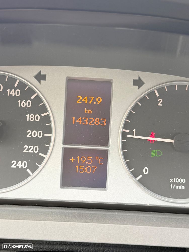 Mercedes-Benz B 180 CDI - 18