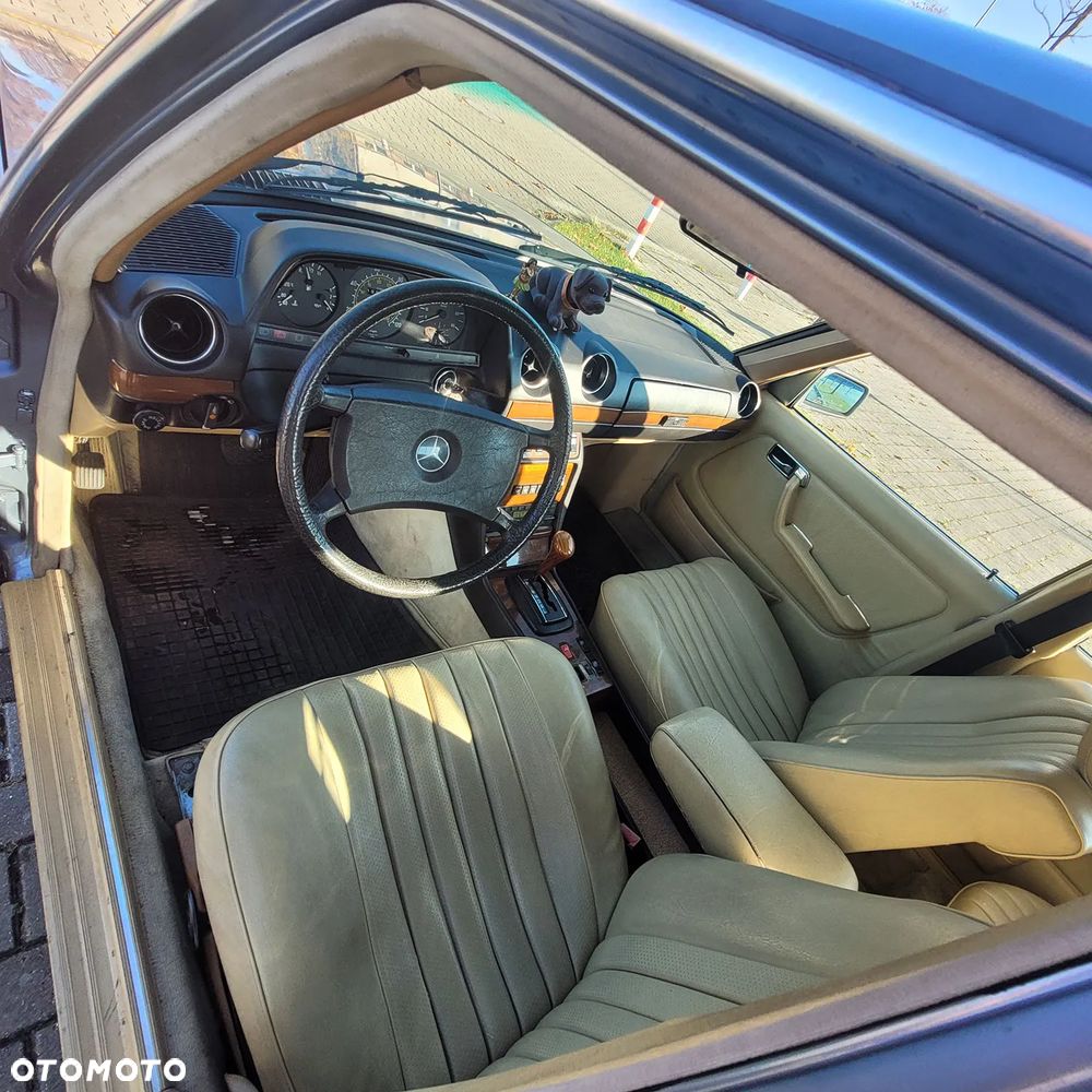 Mercedes-Benz W123 - 9