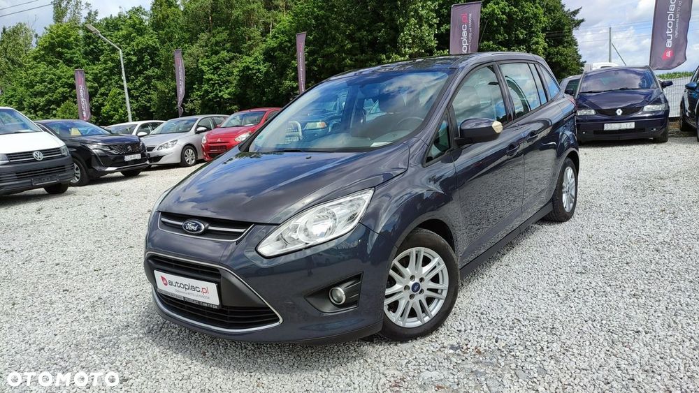Ford Grand C-MAX - 17