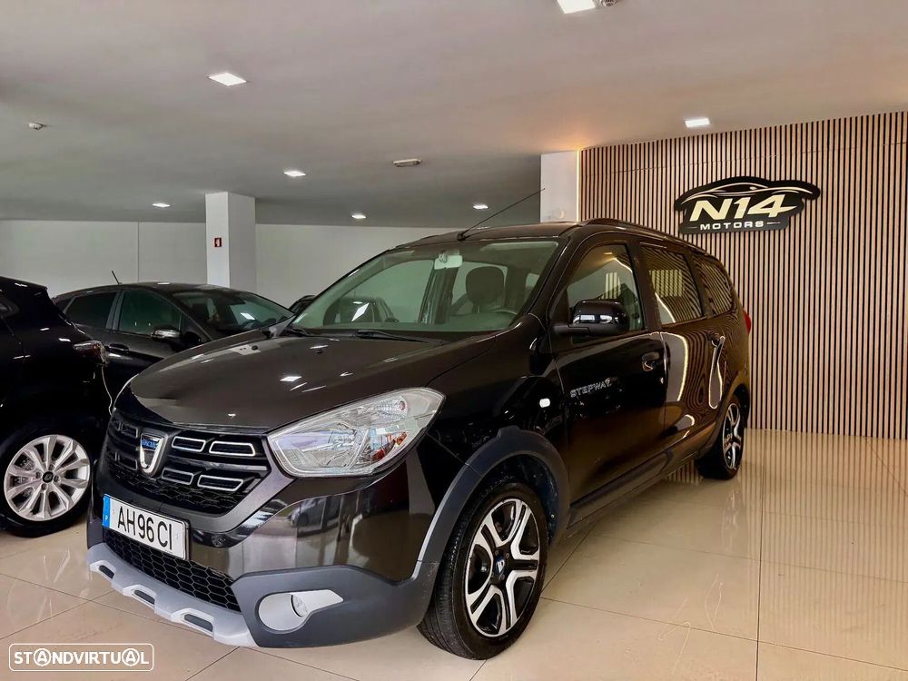 Dacia Lodgy 1.3 TCe Stepway 7L - 26