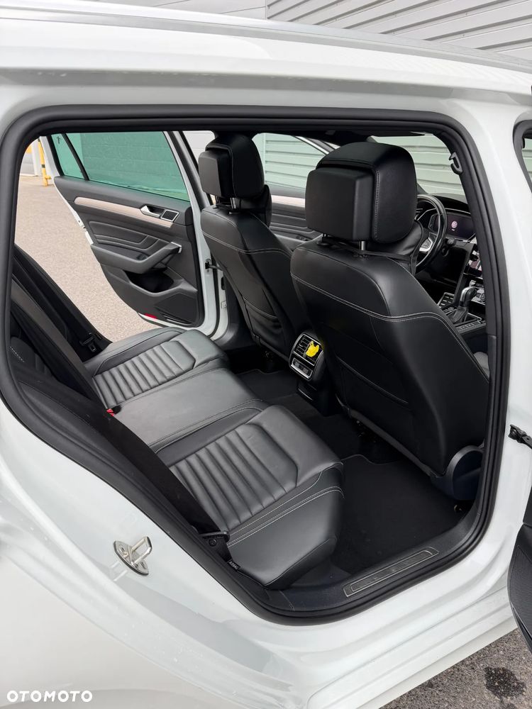 Volkswagen Passat Variant 1.6 TDI (BlueMotion Technology) DSG Trendline - 22