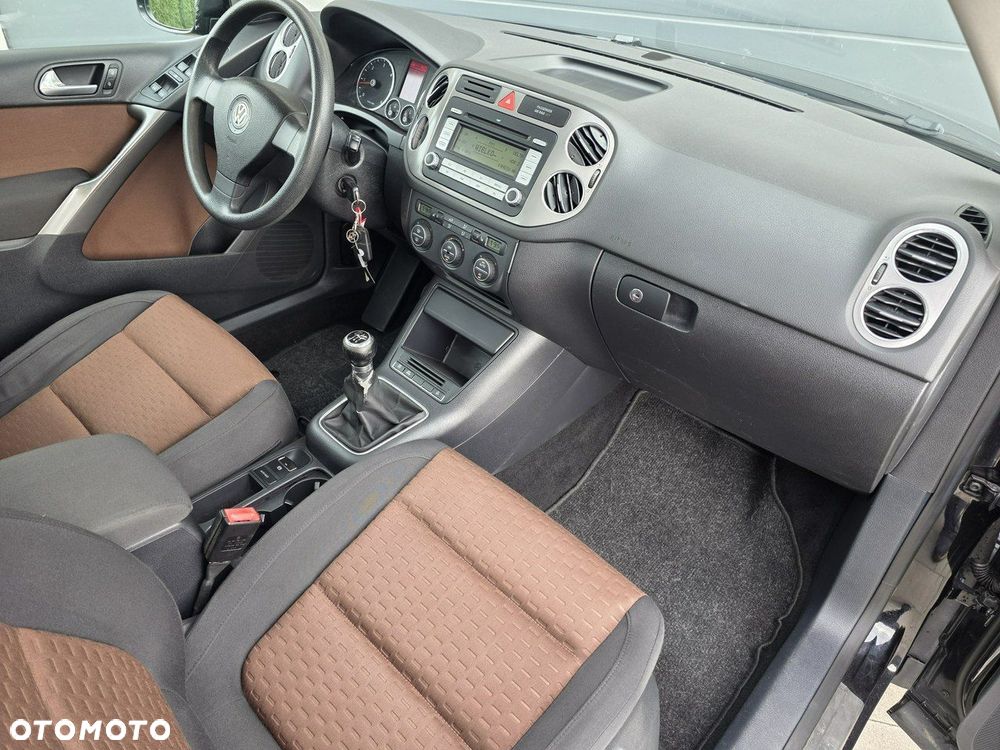Volkswagen Tiguan - 5