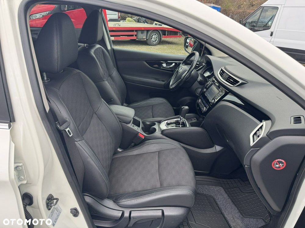 Nissan Qashqai 1.2 DIG-T Xtronic TEKNA - 13