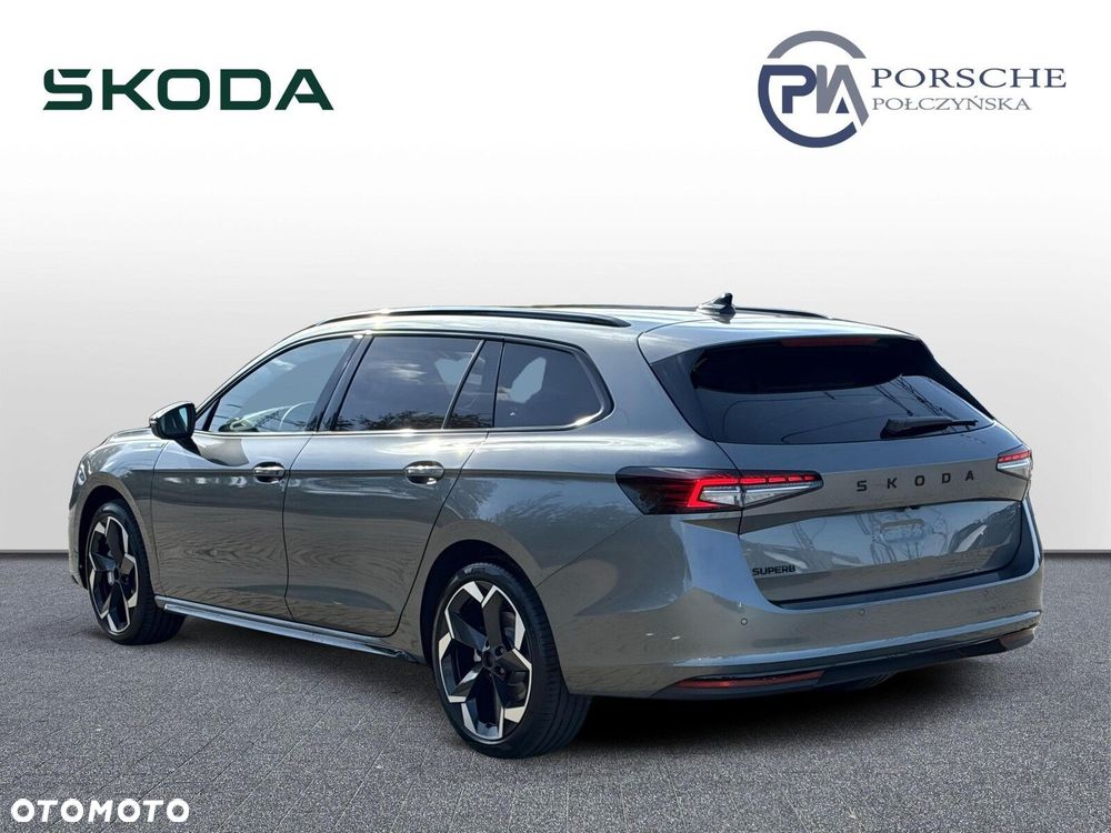 Skoda Superb 2.0 TSI Sportline DSG - 4