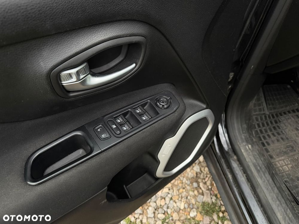 Jeep Renegade 1.3 GSE T4 Turbo Longitude FWD S&S - 15