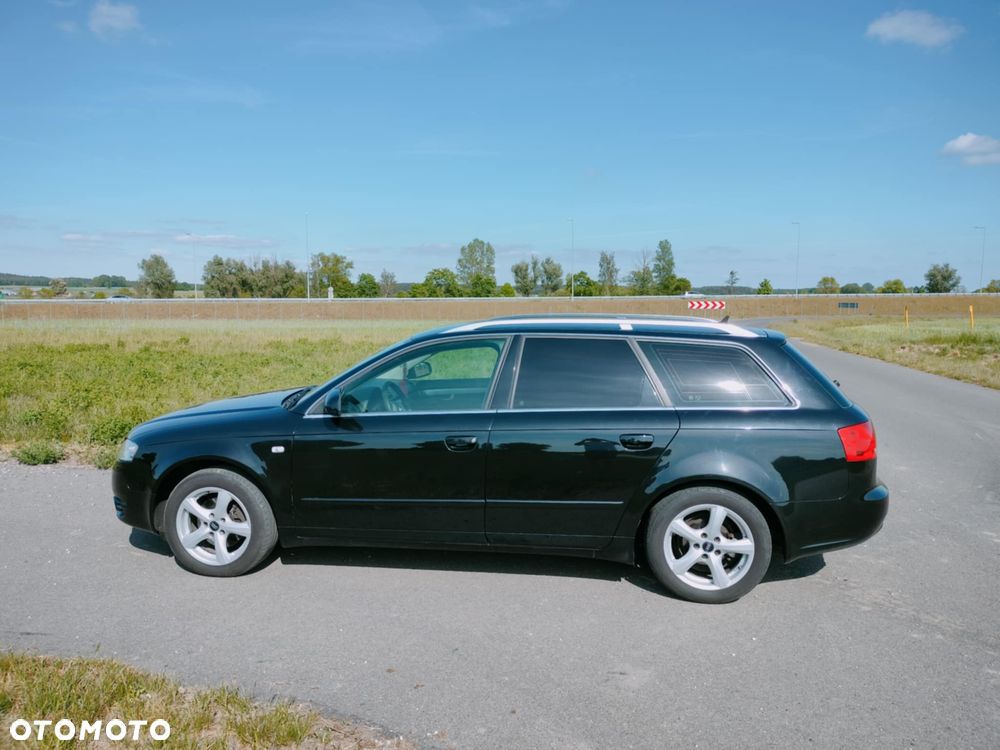 Audi A4 Avant - 1
