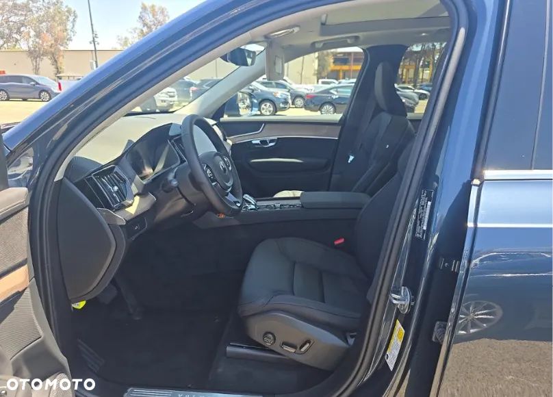 Volvo XC 90 - 7
