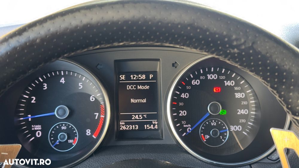 Volkswagen Golf - 16