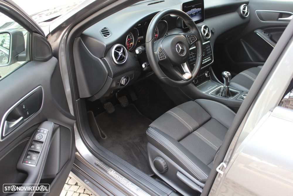 Mercedes-Benz A 180 d Urban - 11