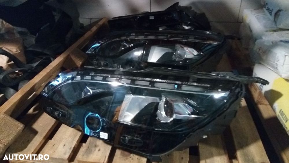 Far Peugeot 3008 full led 9810478480 far stanga - 2