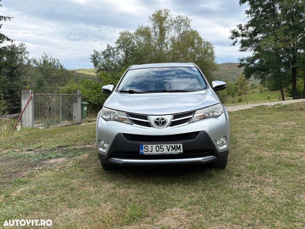 Toyota RAV4 2.2 D-4CAT 4WD Aut Executive - 2