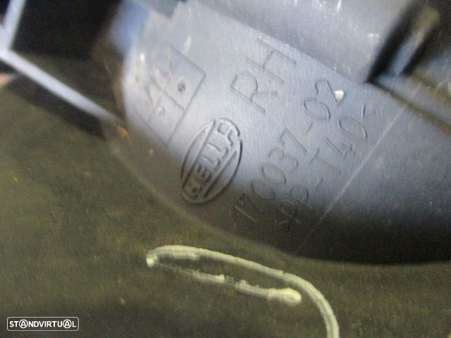 Farol Nevoeiro 17003702 BMW E91 SW 2010 Drt Hella - 1